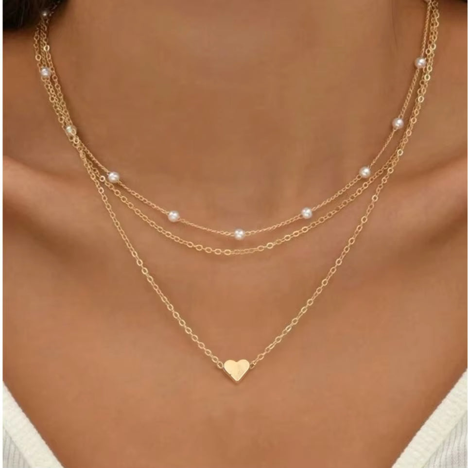 Elegant Layered Pearl Necklace